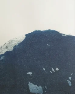 Posters<Fine Little Day Poster Dyeforindigo ocean 2 40x50 cm, Bleu-blanc